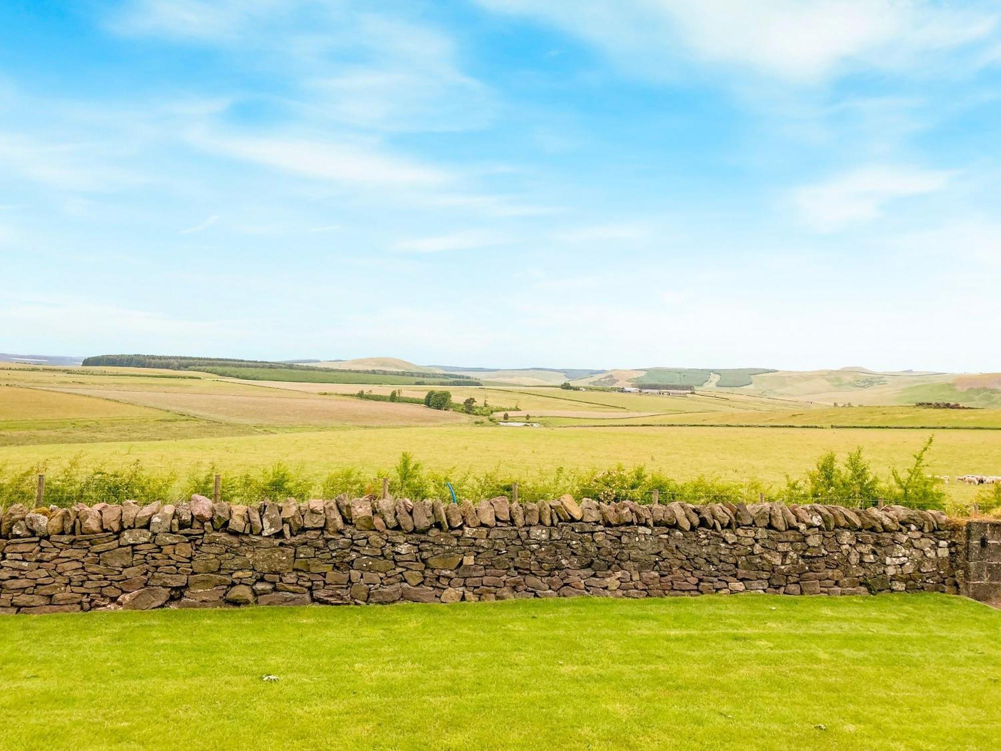 South Riccalton Farm Cottage Oxnam ภายนอก รูปภาพ